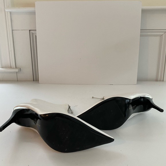 Zara white pointy booties - Picture 4 of 7